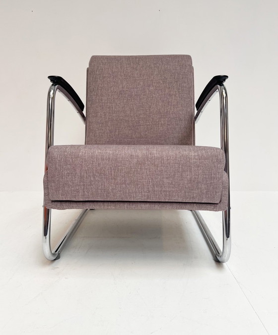 Image 1 of Lavendelkleurige Eminent Fauteuil Van Ahrend De Cirkel, 1950'S