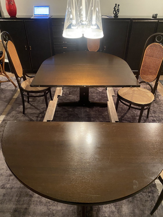 Image 1 of Thonet rozenhouten eettafel