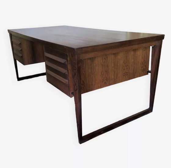 Image 1 of Kai Kristiansen Voor Feldballes Mobelfabrik Model 70 Rozenhouten bureau op sledeonderstel, 1960S