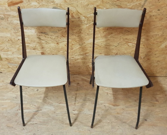 Image 1 of 2X moderne ijzeren & houten boemerang eetkamerstoelen, 1960S