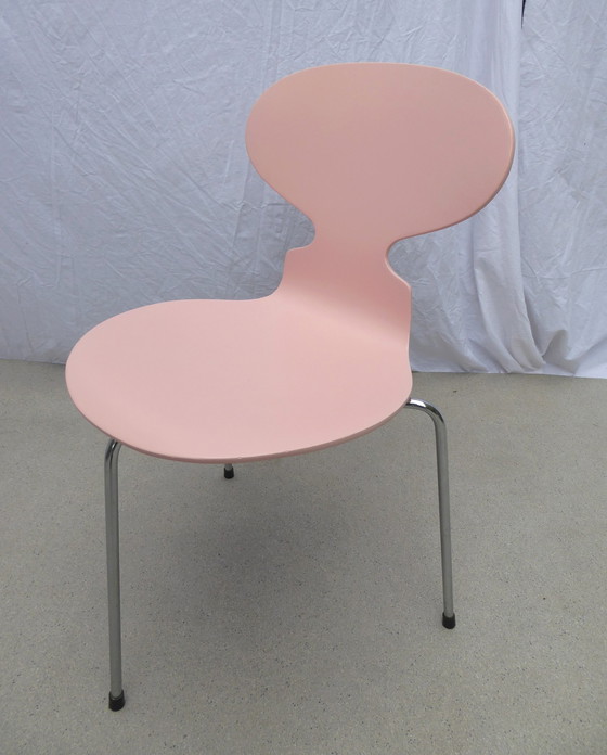 Image 1 of Fritz Hansen Ant Stoel van Arne Jacobsen