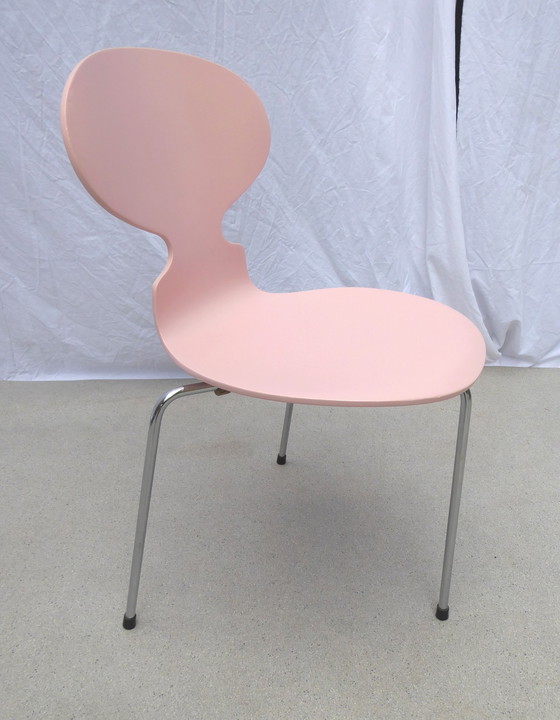 Image 1 of Fritz Hansen Ant Stoel van Arne Jacobsen