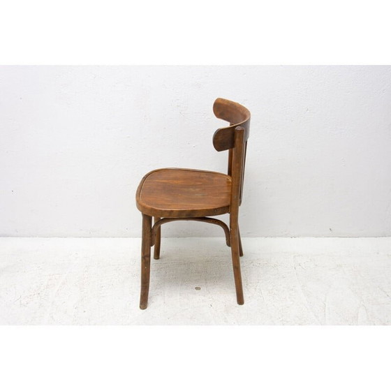 Image 1 of Beukenhouten en gebogen houten vintage stoel van Thonet, Tsjecho-Slowakije 1950