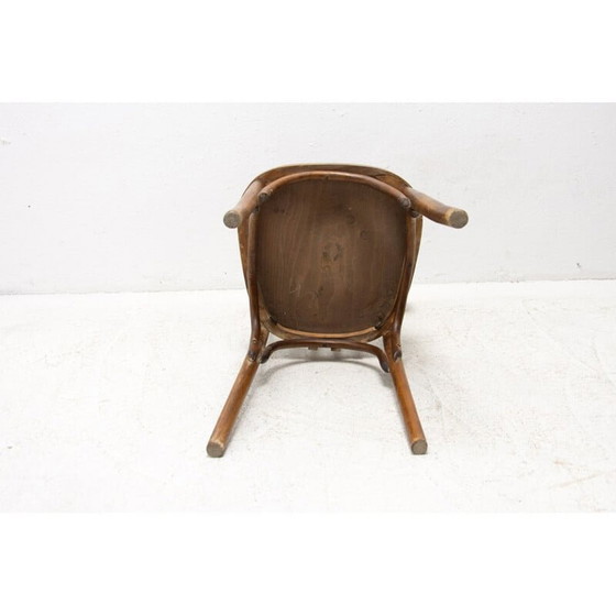 Image 1 of Beukenhouten en gebogen houten vintage stoel van Thonet, Tsjecho-Slowakije 1950