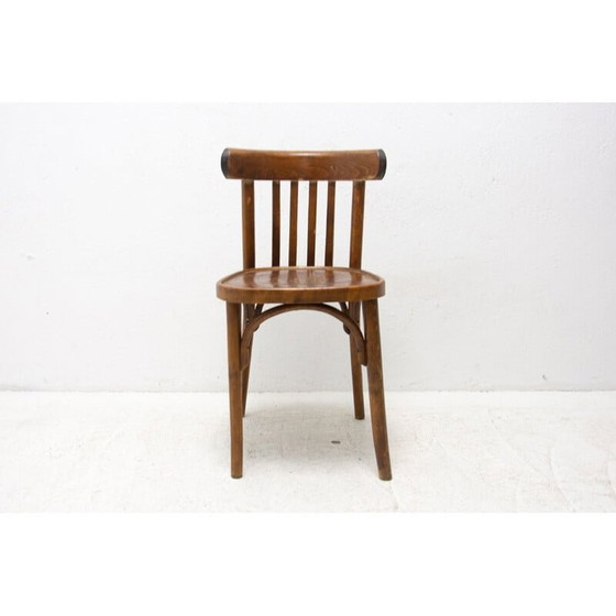 Image 1 of Beukenhouten en gebogen houten vintage stoel van Thonet, Tsjecho-Slowakije 1950