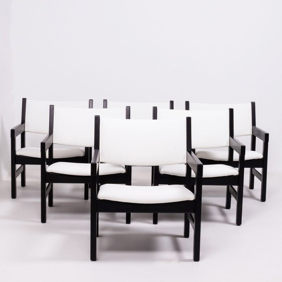 Image 1 of Set van 6 mid century eetkamerstoelen in wit van Hans Wegner voor GETAMA