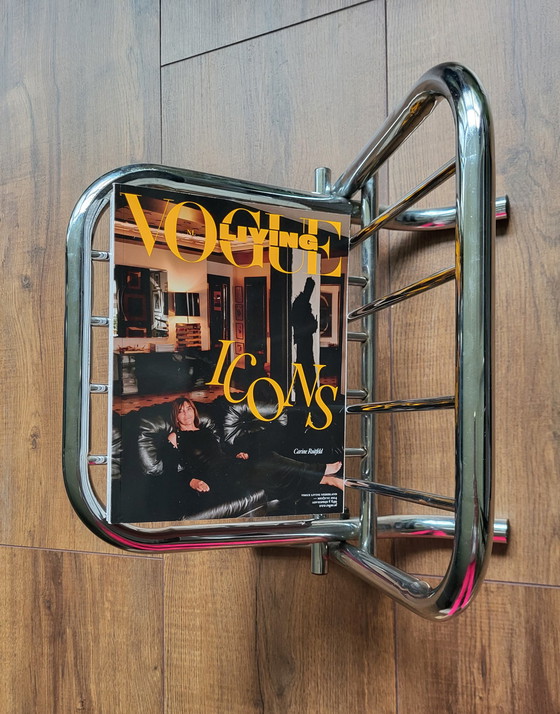 Image 1 of Buisframe Bauhaus Style Magazinerek Uit De Jaren '60 / '70.