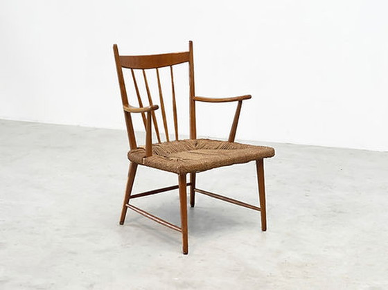 Image 1 of Nederlandse rotan en eiken lounge / fauteuil uit 1950