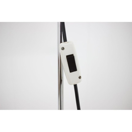 Image 1 of Vintage zilveren metalen vloerlamp van Harvey Guzzini