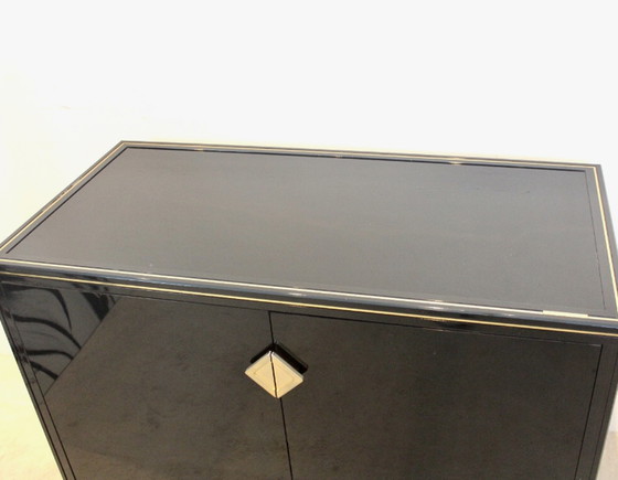 Image 1 of Pierre Vandel Paris Zwart Gelakt Frans kabinet met planken Display