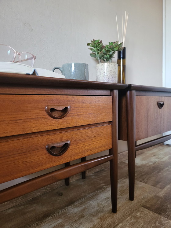 Image 1 of Vintage Louis Van Teeffelen nachtkastjes