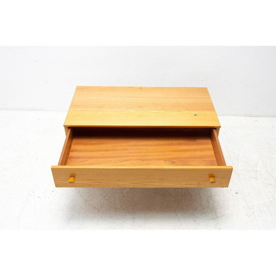 Image 1 of Vintage iepenhouten bijzettafel van Jitona, Tsjecho-Slowakije 1970