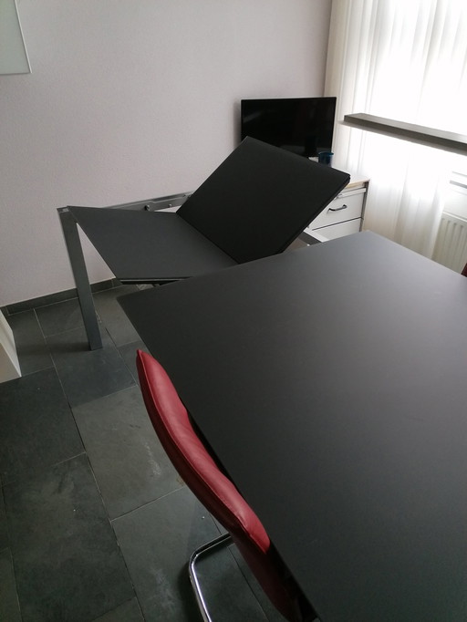 Tafel Leolux