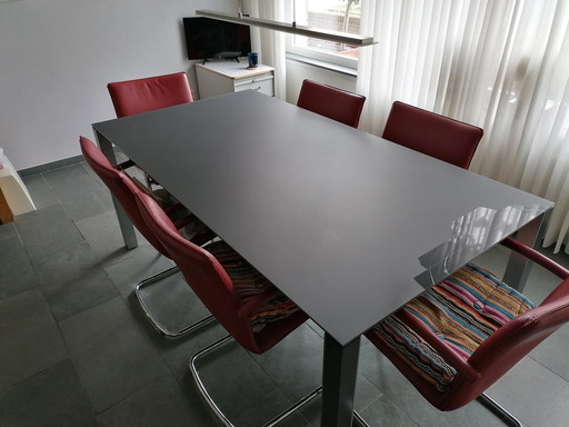 Tafel Leolux