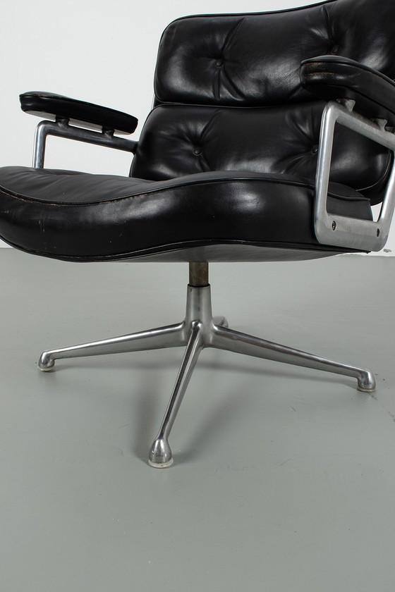 Image 1 of Charles & Ray Eames Es105 Lobby Chair Nr 70643