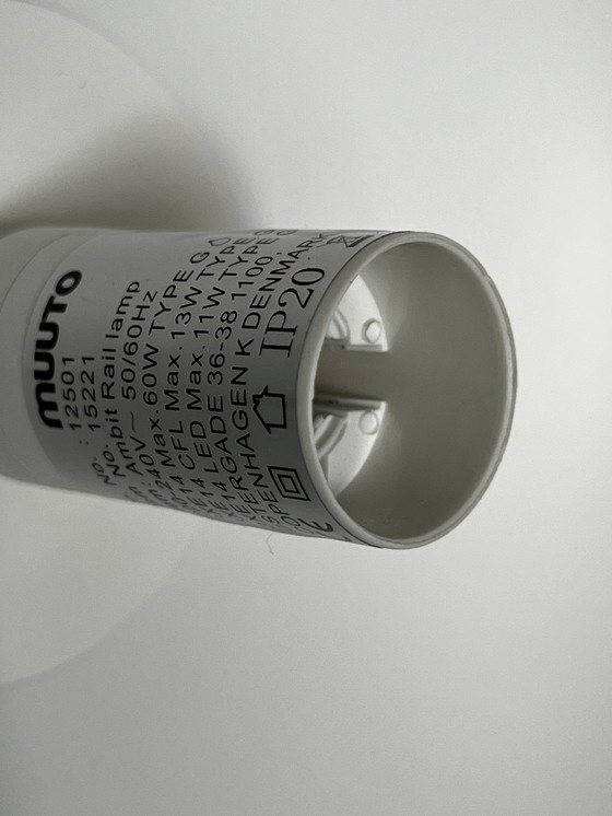 Image 1 of Muuto Ambit Rail Lamp, Plafondlamp, Ontwerp, Denemarken.