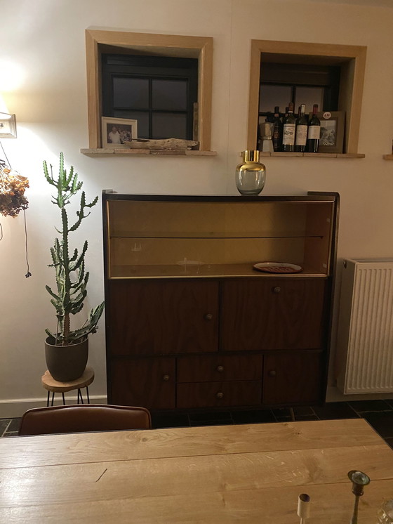 Image 1 of Buffet Kast Vintage Woonkamer Hout Met Gouden Pootjes.