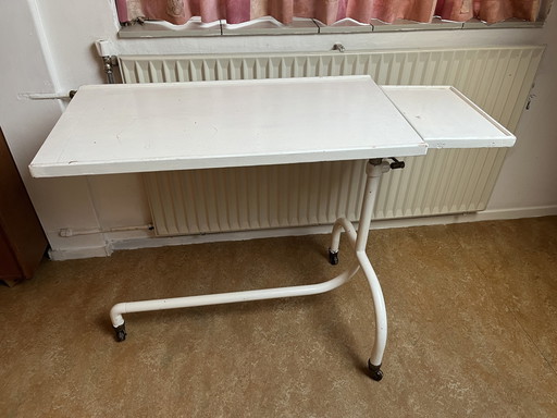 Vintage Verrijdbare Kantelbare Ziekenhuistafel/Trolley/Bedtafel