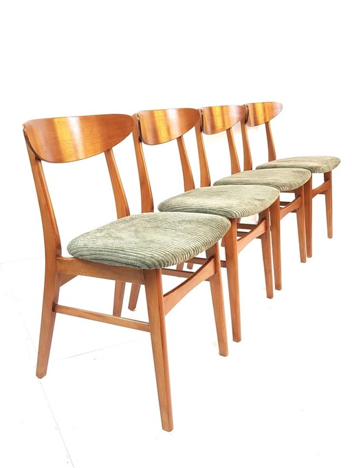 4 Vintage Deense Farstrup Stoelen | Nieuw Gestoffeerd Groene Rib