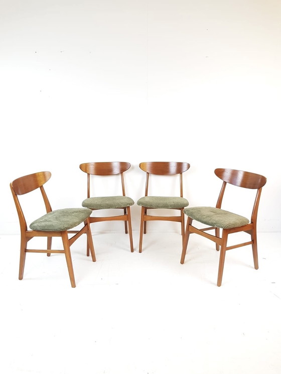 Image 1 of 4 Vintage Deense Farstrup Stoelen | Nieuw Gestoffeerd Groene Rib