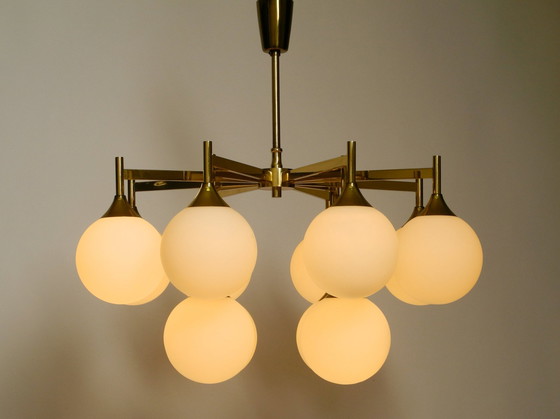 Image 1 of Grote Originele 60S Space Age Kaiser messing plafondlamp met 12 witte glazen bollen