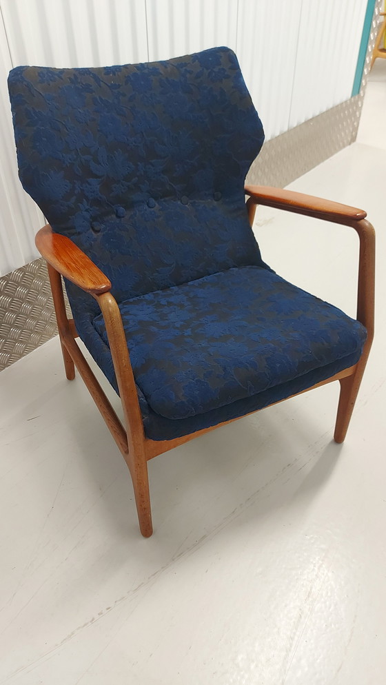 Image 1 of Madsen/Bovenkamp Fauteuil Gestoffeerd Met Dinta Diva & Friends