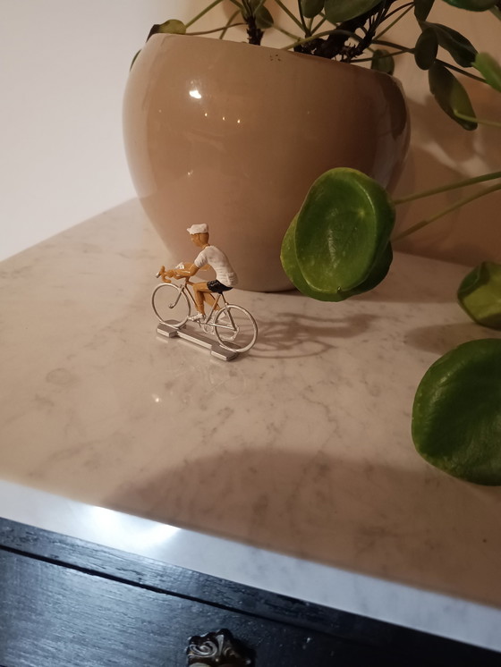 Image 1 of Stijlvol Zwart Bijzetkastje/Piëdestal/Drankenkastje