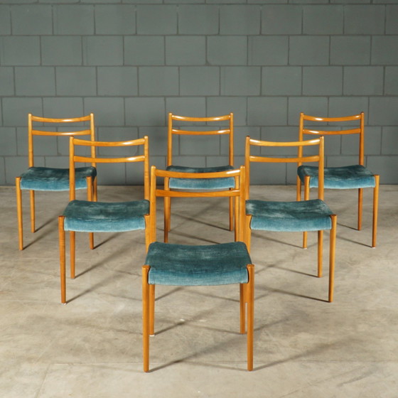 Image 1 of Set Van 6 Vintage Eetkamerstoelen – Teakhout – Velours – Jaren 70