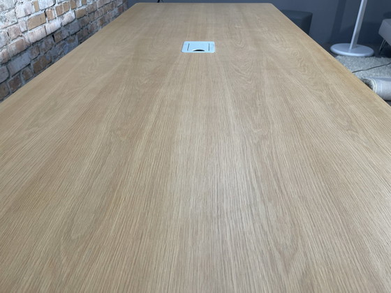 Image 1 of Muuto (Vergader)Tafel Hout