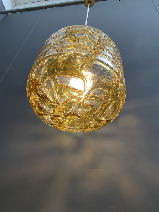 Image 1 of Amberkleurige Doria Leuchten hanglamp 1960