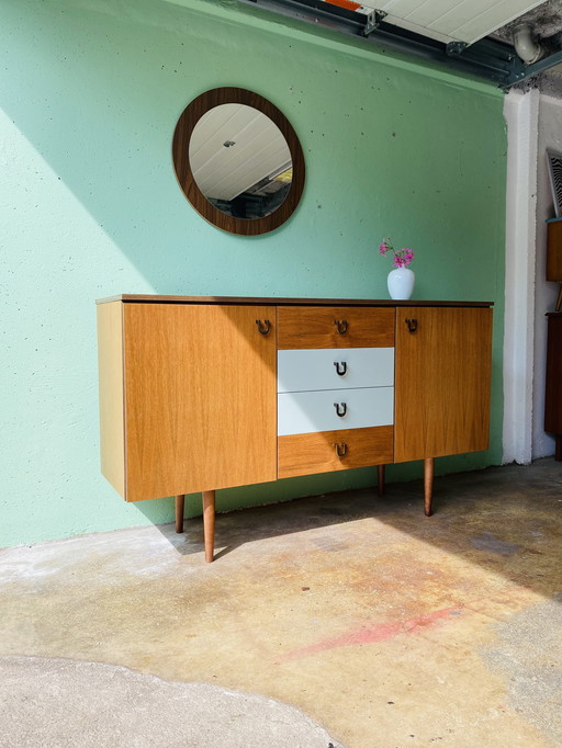 Vintage dressoir