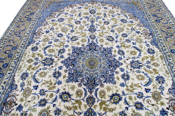 Image 1 of Origineel Isfahan Zeer Fijn Perzisch Tapijt Met Zijden Ketting 433 X 252 Cm