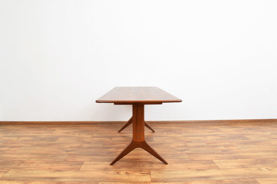 Image 1 of Mid Century Deense Teakhouten Salontafel van Johannes Andersen, 1960S.