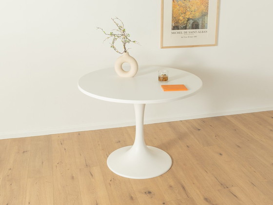 Image 1 of Eettafel Tulip van Lübke