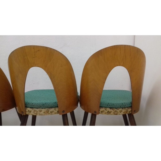 Image 1 of Set van 4 vintage houten en stoffen eetkamerstoelen van Antonín Šuman, jaren 1960