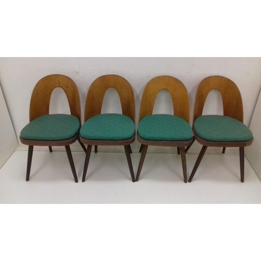 Set van 4 vintage houten en stoffen eetkamerstoelen van Antonín Šuman, jaren 1960