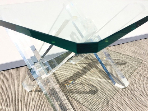 Image 1 of Plexiglas & Glas Lage Tafel. Vintage 80S