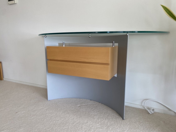 Image 1 of Leolux Console / Sidetable Glas, Gematteerd Aluminium En Licht Eikenhout