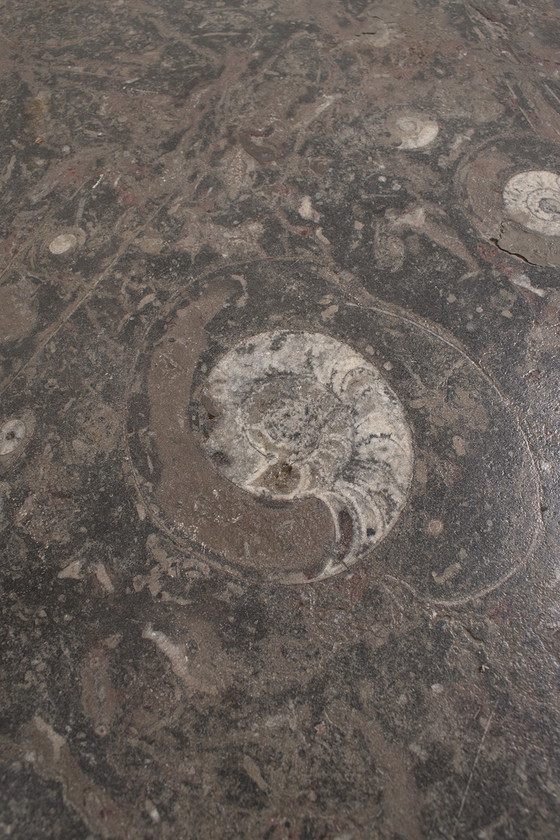 Image 1 of Vintage stenen bijzettafel