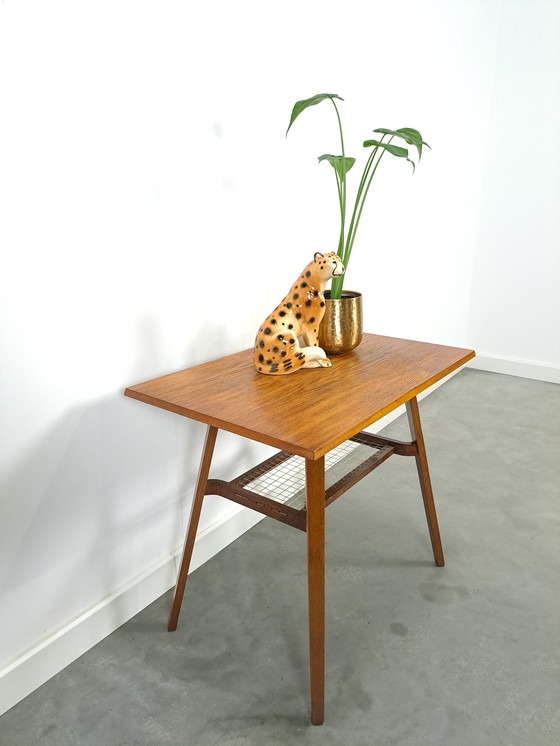 Image 1 of Design tafel Drevopodnik met kunststof net