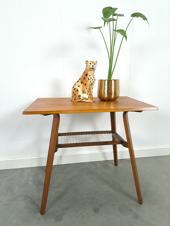 Image 1 of Design tafel Drevopodnik met kunststof net