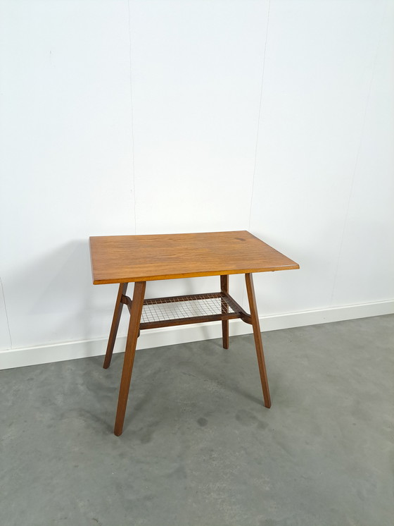 Image 1 of Design tafel Drevopodnik met kunststof net