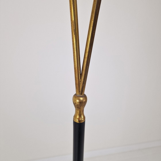 Image 1 of Staande lamp met marmeren voet en opaline glas, Italië 1960'S