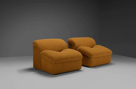 Image 1 of 2x MetalArte Bouclé 'Onda' Loungestoelen