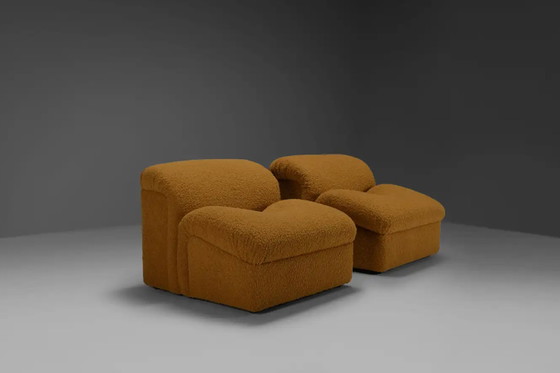 Image 1 of 2x MetalArte Bouclé 'Onda' Loungestoelen