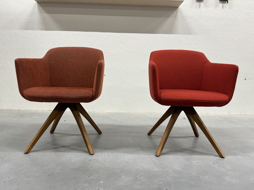 2 Rolf Benz 640 Eetkamerstoelen Stof