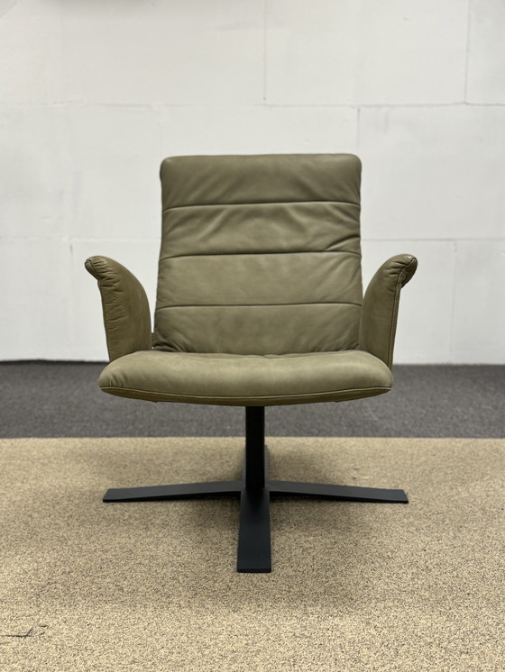 Image 1 of Label Woodstock Draai fauteuil groen aniline leer