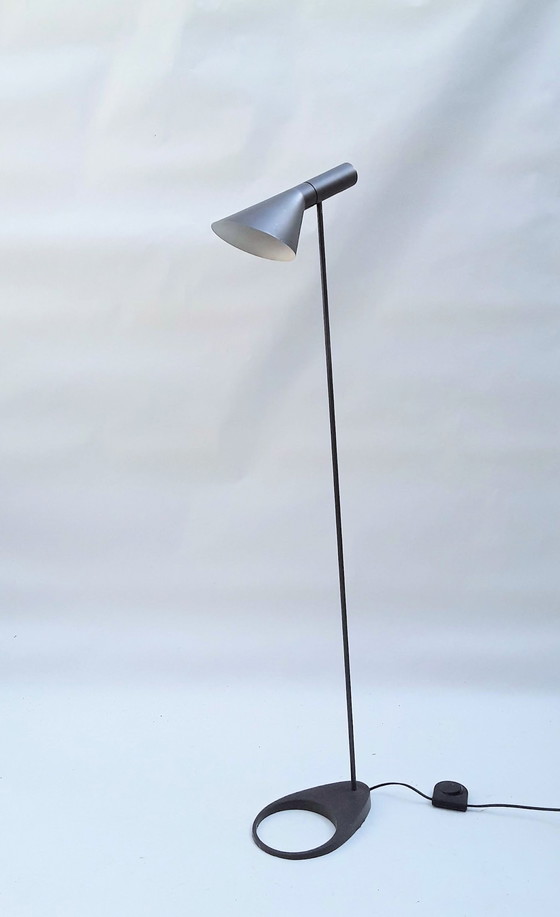 Image 1 of Arne Jacobsen  Louis Poulsen Visor vloerlamp