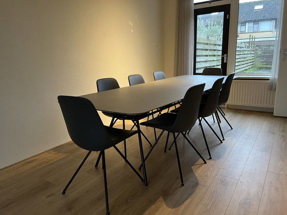 Image 1 of Strain Eetkamertafel Plus 8 Tonon Step Stoelen