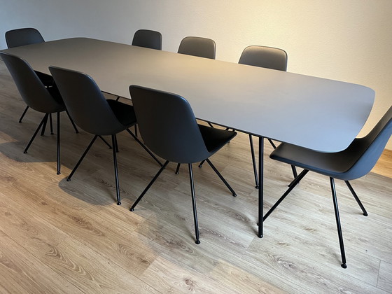 Image 1 of Strain Eetkamertafel Plus 8 Tonon Step Stoelen